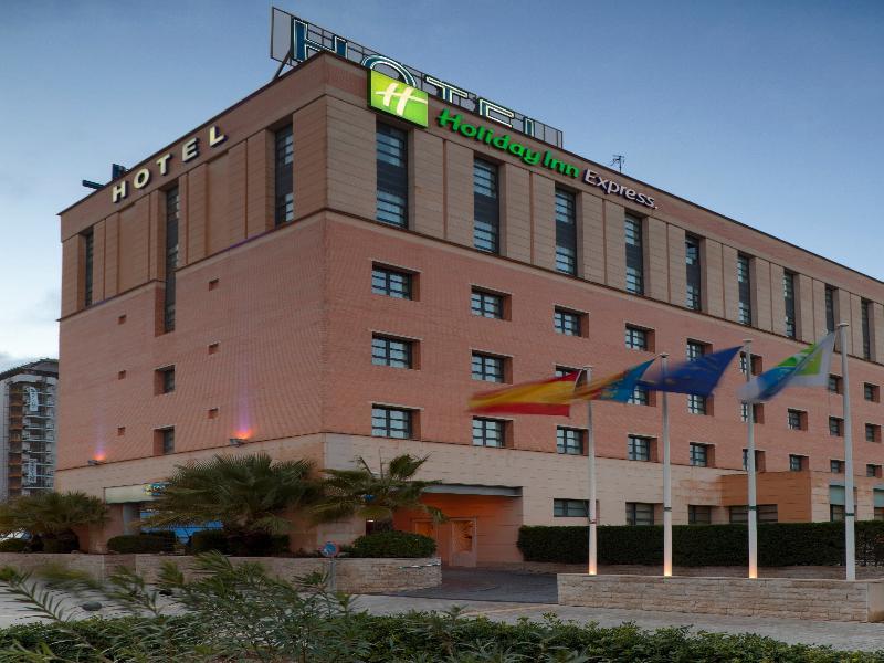 Holiday Inn Express Ciudad De Las Ciencias, An Ihg Hotel Valencia Exterior photo